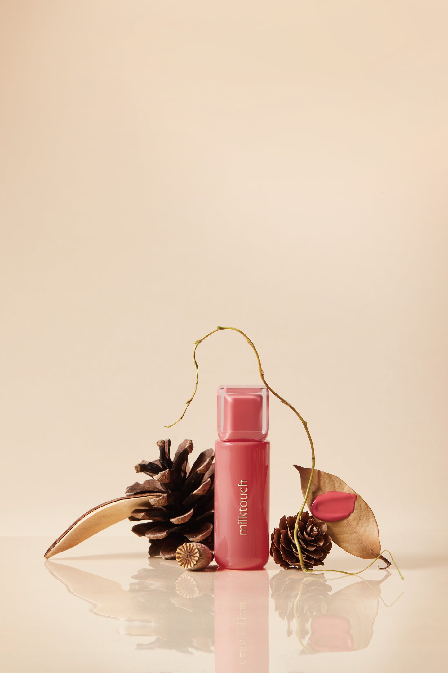 MILKTOUCH Jelly Lip Glow Tint - Hydrating Lip Gloss with Long-Lasting Moisture, Lip Stain, Lightweight, Radiant Shine, Perfect for Daily Use, Korean Glass Lip Oil (07 Autumn Peach)